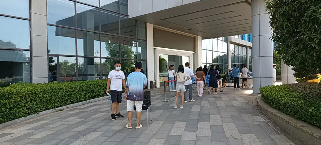 支援“疫”線 | 江西鴻利黨員踴躍參加抗疫志愿服務活動